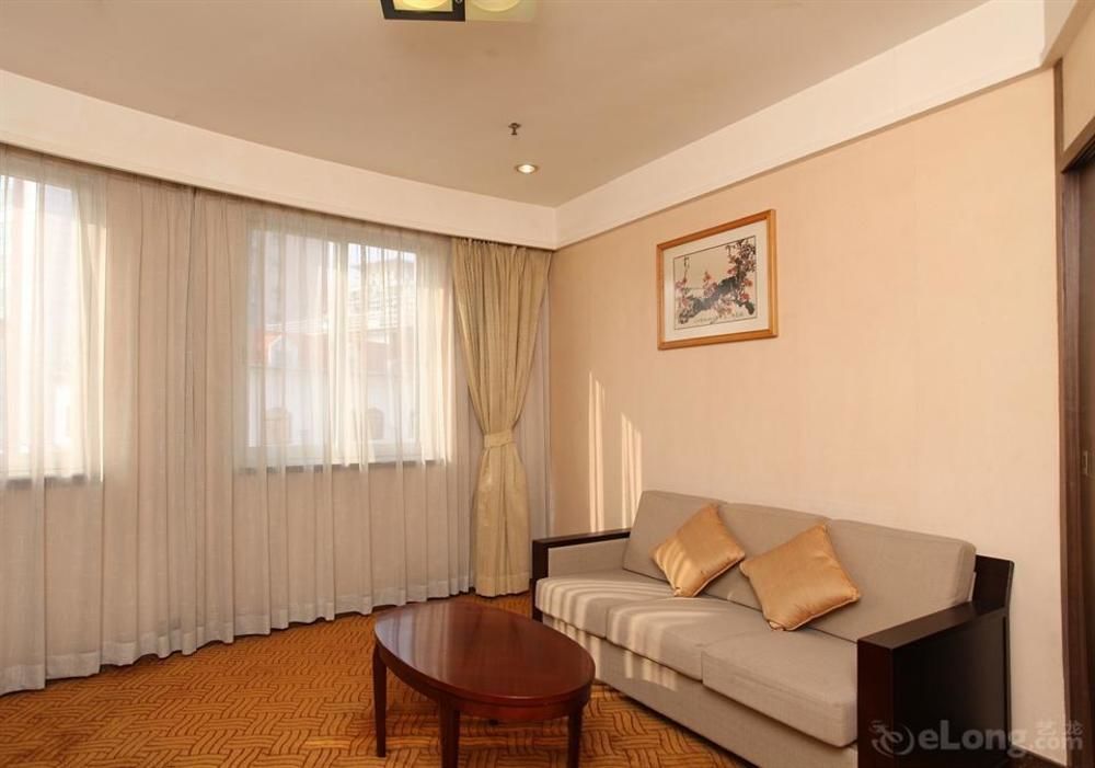 Xin Hua Hotel Canton Esterno foto