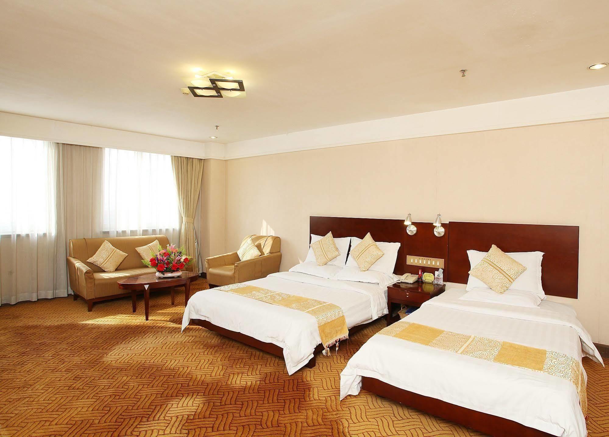 Xin Hua Hotel Canton Esterno foto